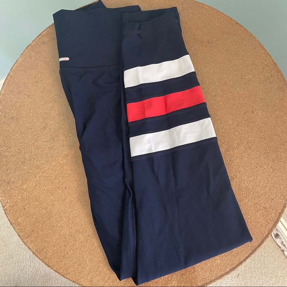 American Eagle Aerie Move Leggings - Picture 2 of 4